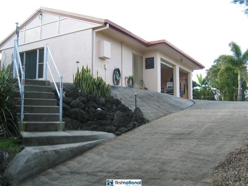 51 Oleander Drive, Yungaburra QLD 4884