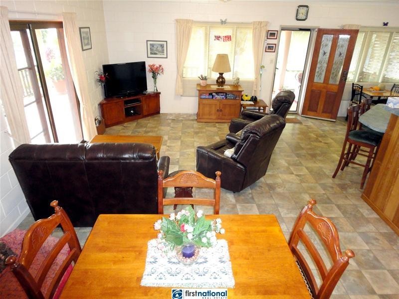 18 Peeramon Road, Peeramon QLD 4885