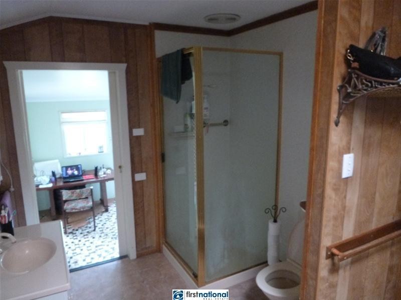 8 Holm Street, Atherton QLD 4883