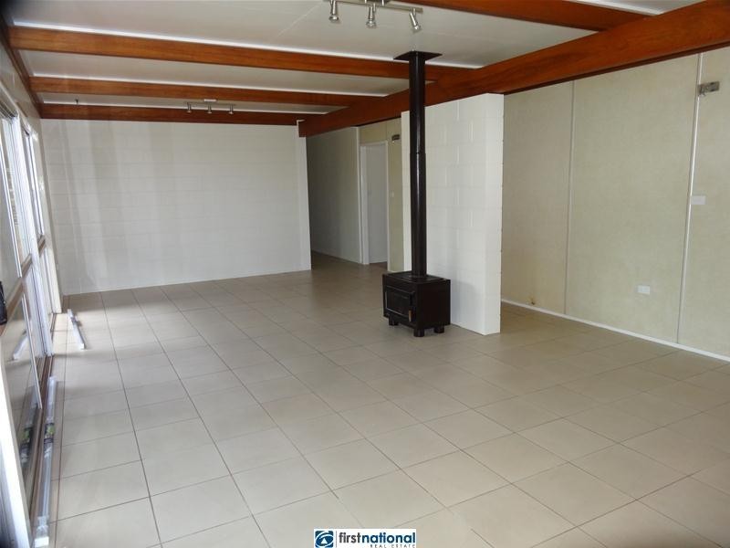 27 Logan Street, Atherton QLD 4883