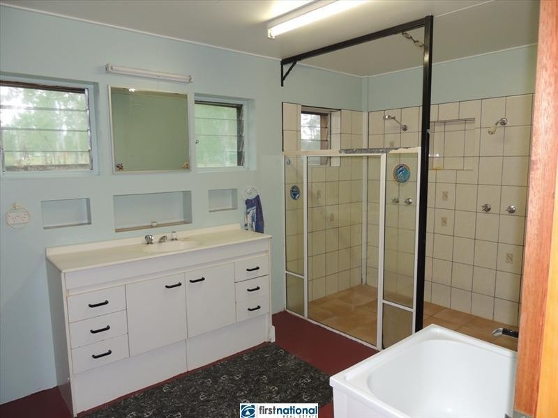 35 Western View Crescent, Millstream QLD 4888