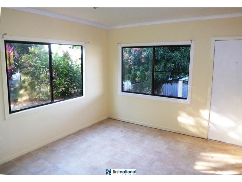 10 Currawong Avenue, Yungaburra QLD 4884