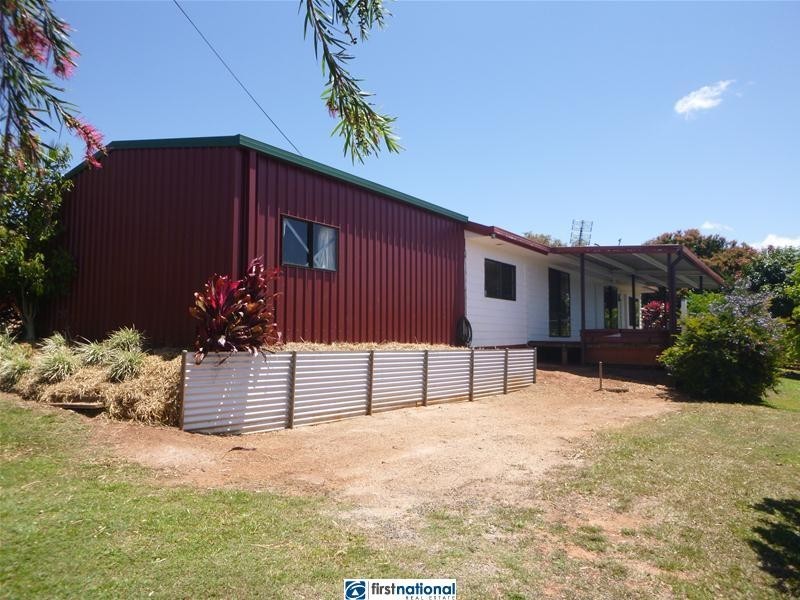 10 Currawong Avenue, Yungaburra QLD 4884