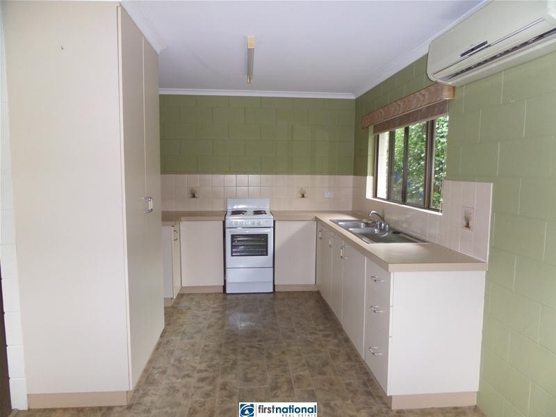 6 Azalea Street, Atherton QLD 4883