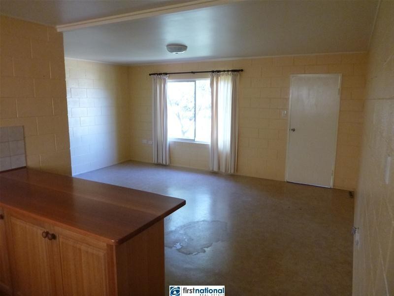 27 Holm Street, Atherton QLD 4883