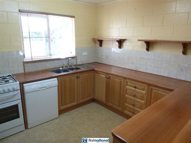 27 Holm Street, Atherton QLD 4883