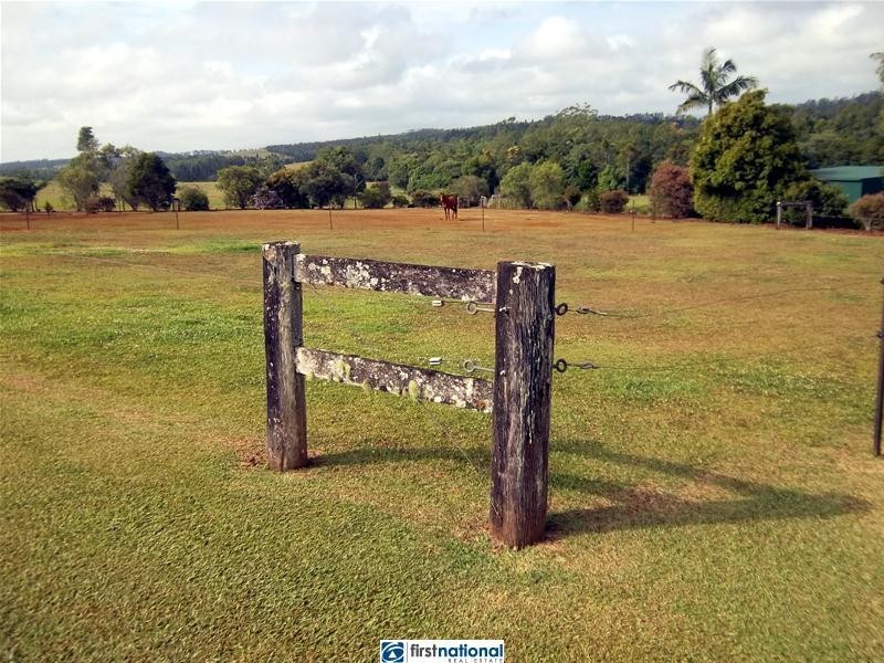 42 Mundey Road, Malanda QLD 4885