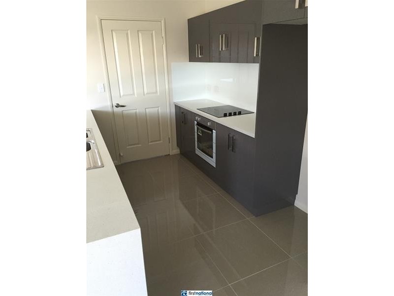 2/21 Carnation Street, Atherton QLD 4883