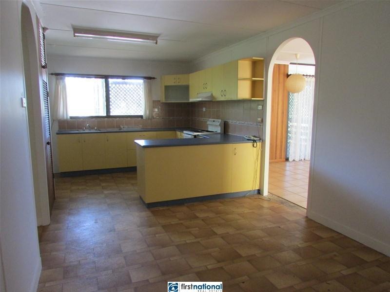 9 Herbert Street, Herberton QLD 4887