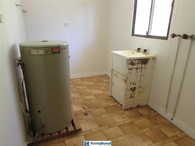 9 Herbert Street, Herberton QLD 4887