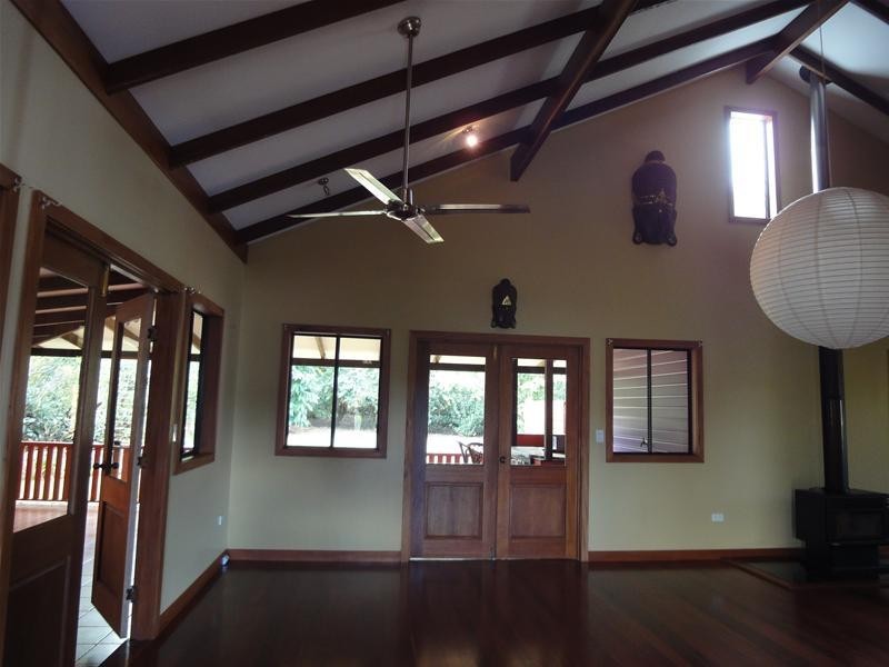 6 Bunya Street, Yungaburra QLD 4884