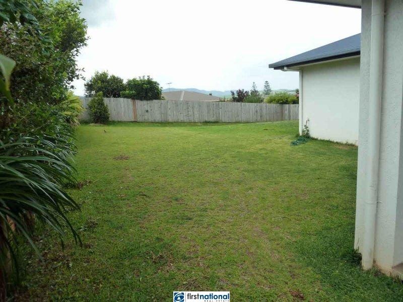 13 Dalziel Avenue, Atherton QLD 4883