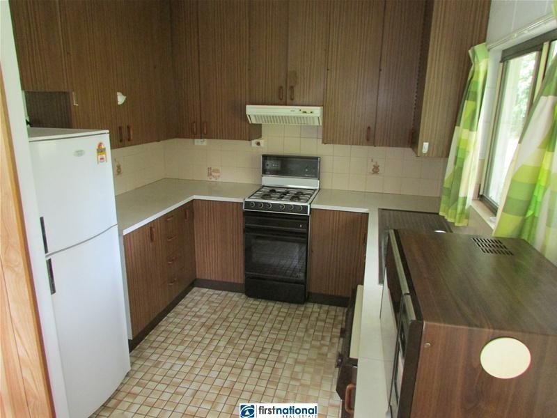 24 Oak Street, Yungaburra QLD 4884