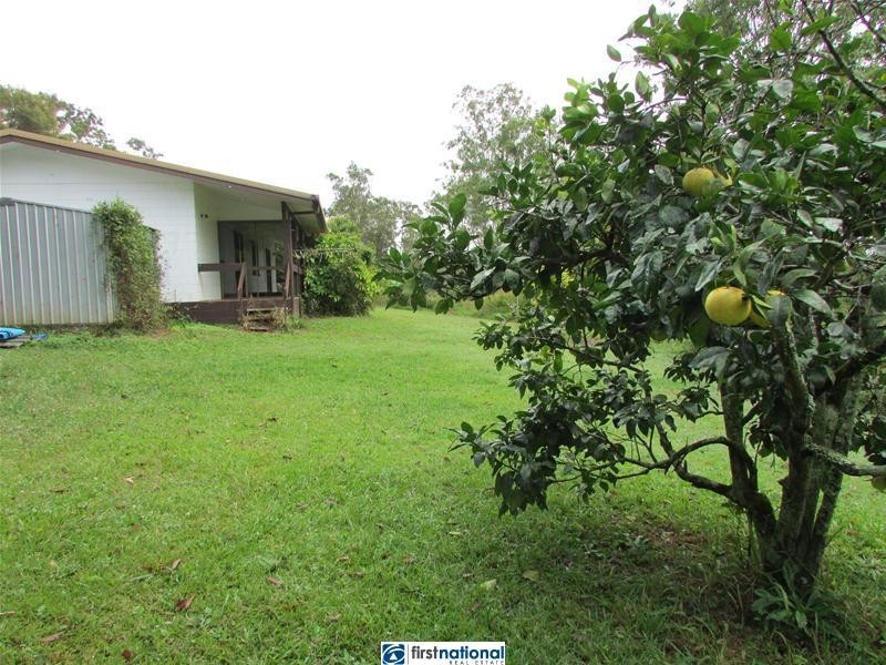 24 Oak Street, Yungaburra QLD 4884