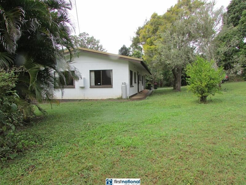 24 Oak Street, Yungaburra QLD 4884