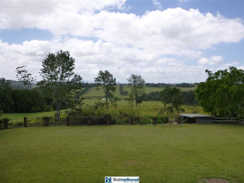 52 Ball Road, Peeramon QLD 4885