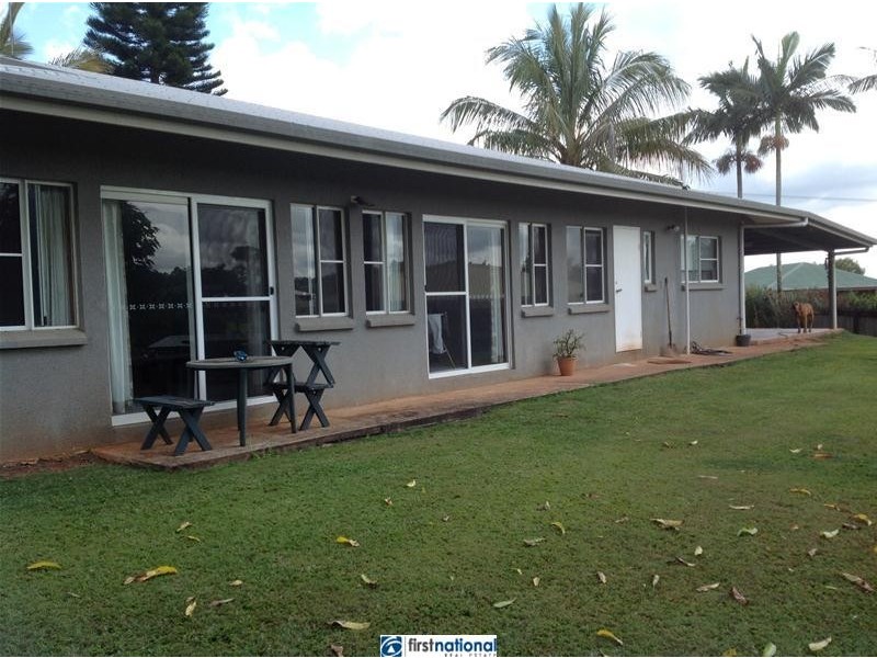 7 Currawong Avenue, Yungaburra QLD 4884