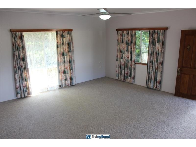 7 Currawong Avenue, Yungaburra QLD 4884