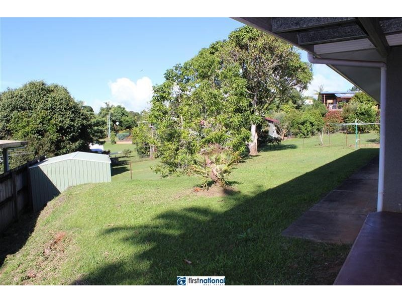 7 Currawong Avenue, Yungaburra QLD 4884