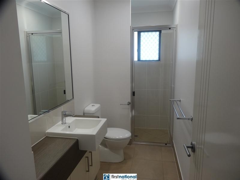 5a Fitchett Close, Atherton QLD 4883