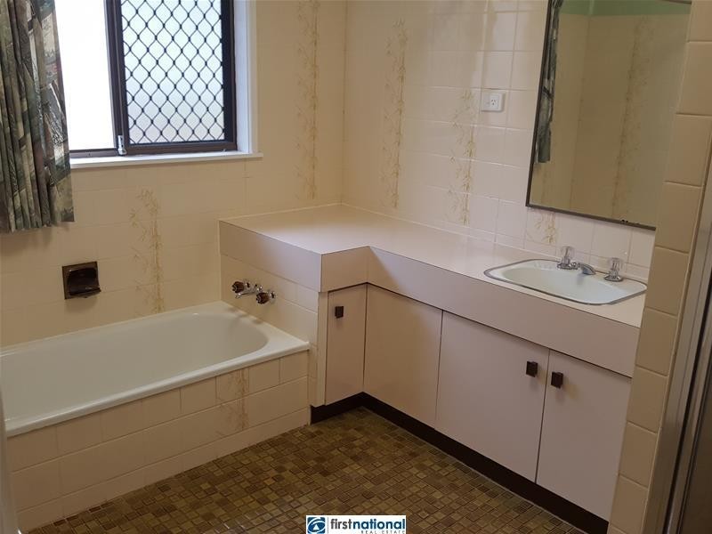 65 Robert Street, Atherton QLD 4883