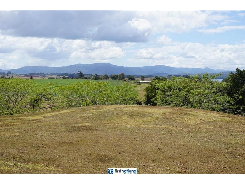 57 Denny Road, Yungaburra QLD 4884