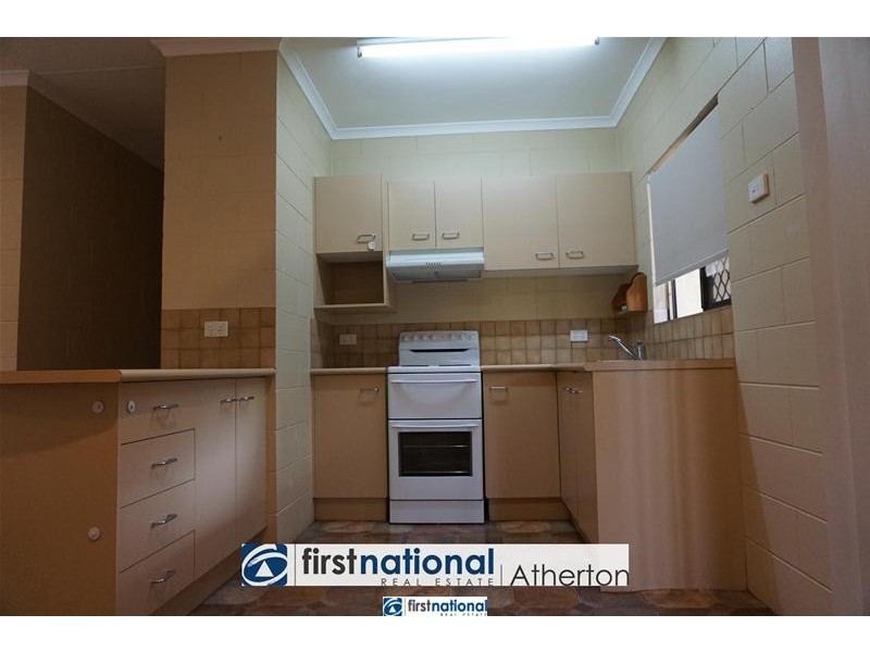 13 Fifth Avenue, Atherton QLD 4883