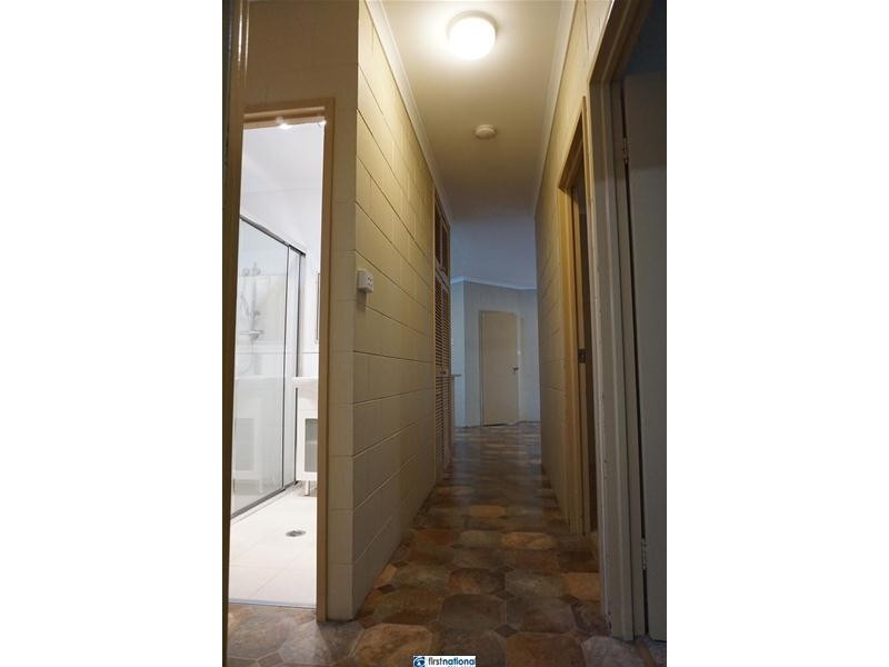 13 Fifth Avenue, Atherton QLD 4883