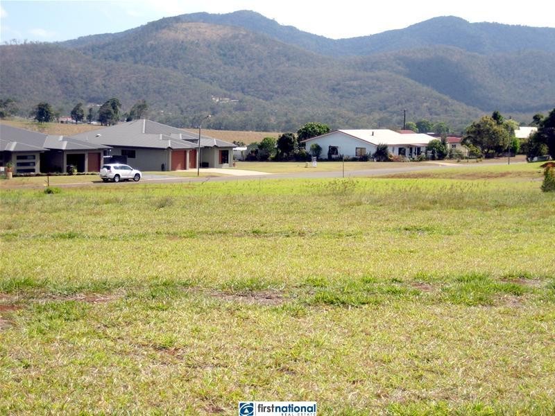 39 Carnation Street, Atherton QLD 4883