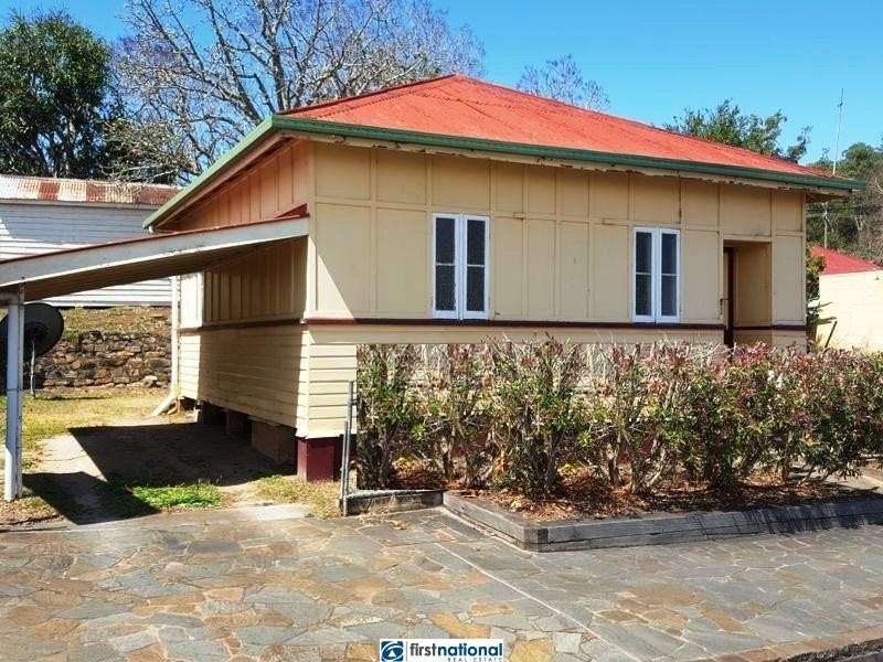 48 Grace Street, Herberton QLD 4887