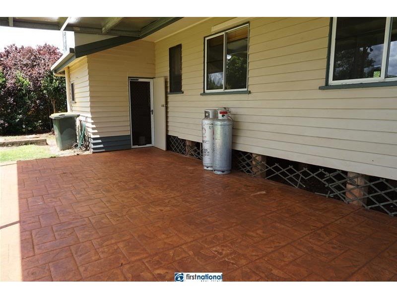 16 Irvine Street, Kairi QLD 4872