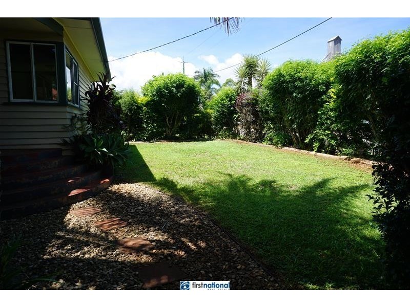 16 Irvine Street, Kairi QLD 4872