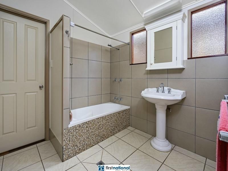 28 Eacham Road, Yungaburra QLD 4884