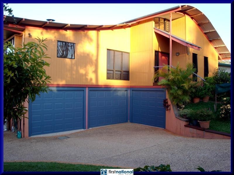 13 Currawong Street, Yungaburra QLD 4884