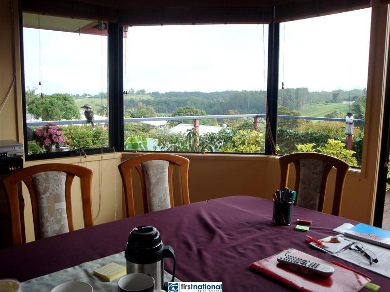 13 Currawong Street, Yungaburra QLD 4884