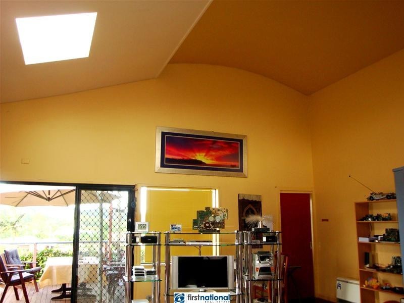 13 Currawong Street, Yungaburra QLD 4884