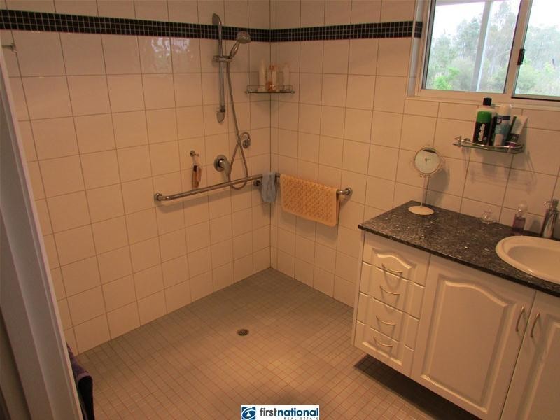 166 Jacaranda Drive, Millstream QLD 4888