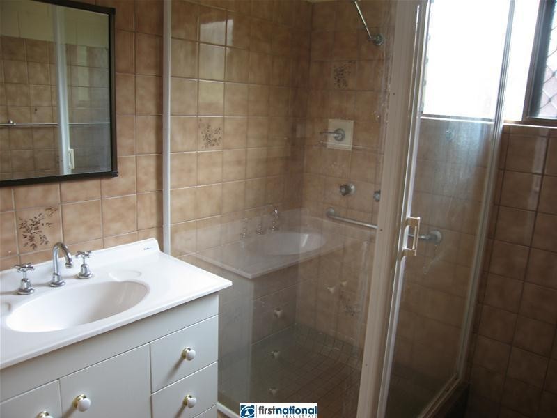 12b Tower Avenue, Atherton QLD 4883