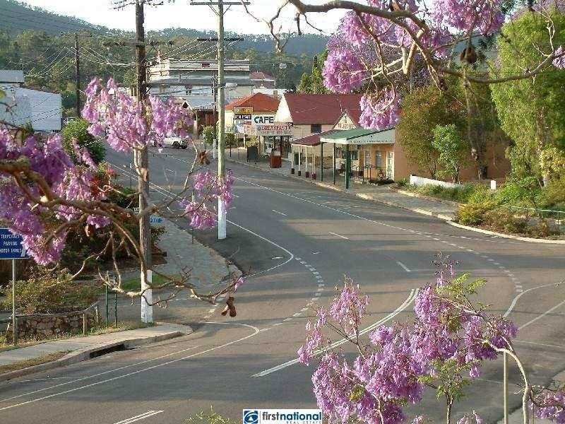 2 Perkins Street, Herberton QLD 4887