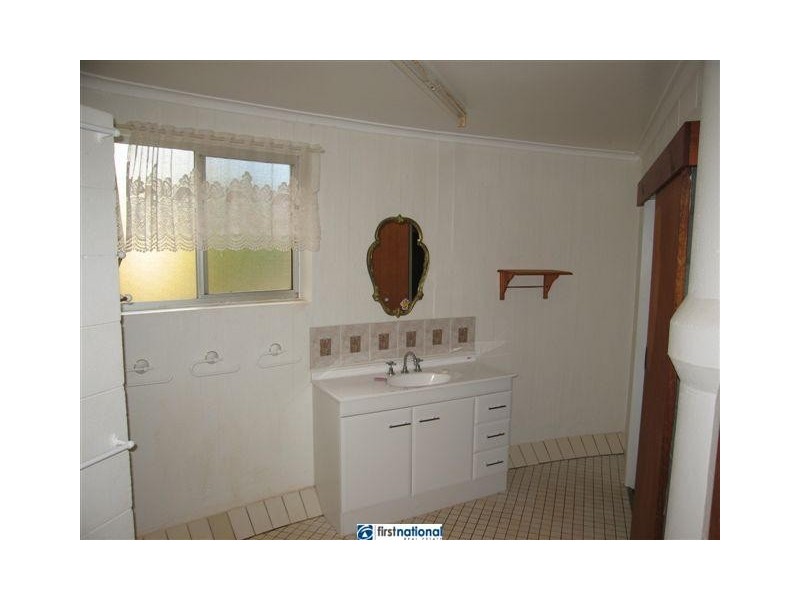 34 A Equestrian Drive, Tolga QLD 4882