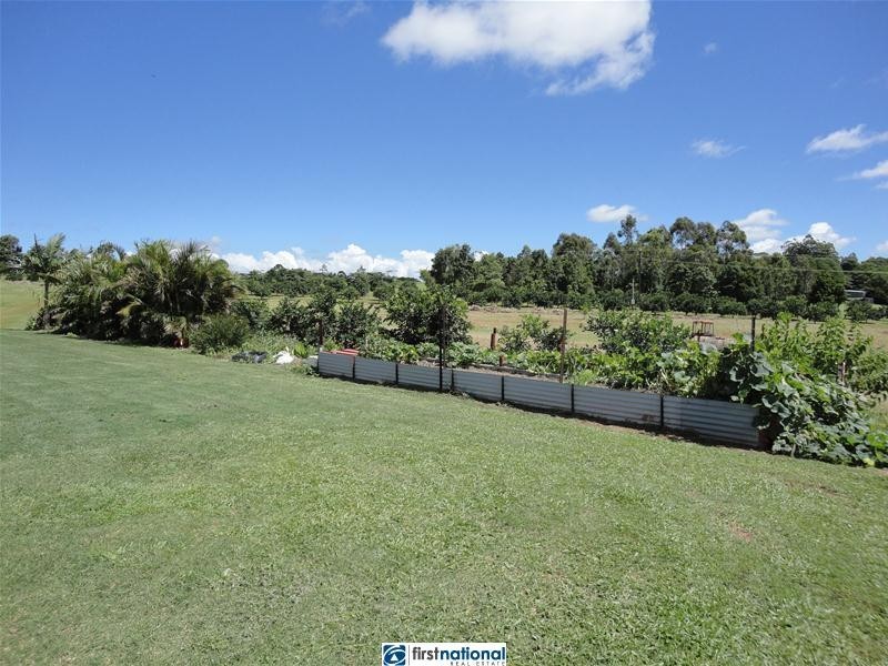 Lake Eacham QLD 4884