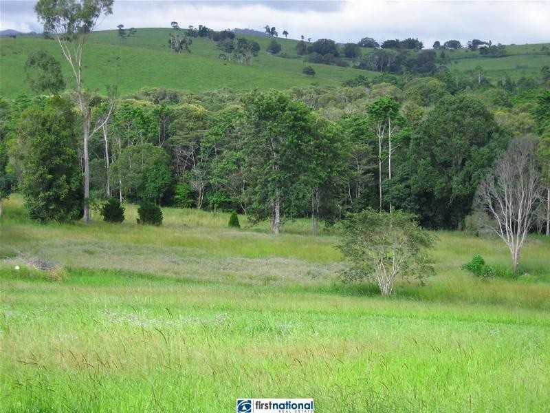 17 McLean Ridge Road, Yungaburra QLD 4884