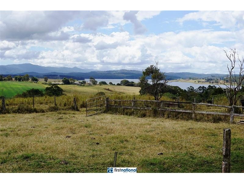 57 Denny Road, Yungaburra QLD 4884