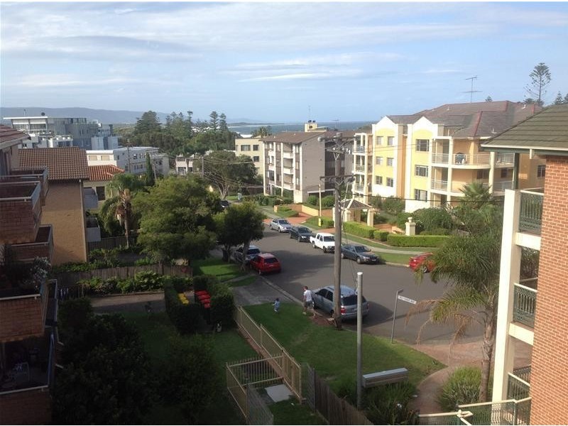 15/14A Bourke Street, North Wollongong NSW 2500