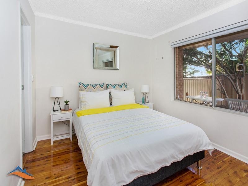 2/22 Robinson Street, Wollongong NSW 2500
