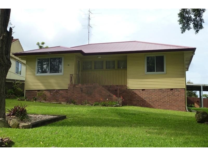 11 Moran Street, Mount Saint Thomas NSW 2500