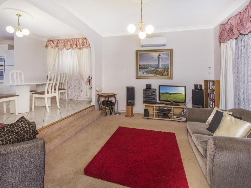 86 Princes Highway, Figtree NSW 2525