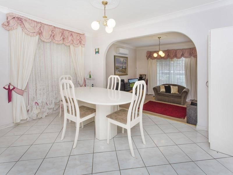 86 Princes Highway, Figtree NSW 2525