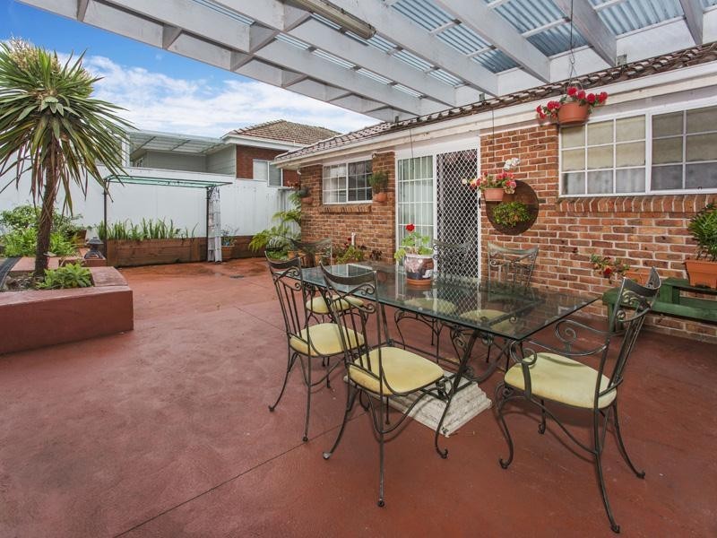 86 Princes Highway, Figtree NSW 2525