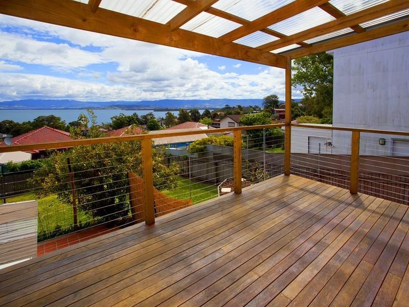 44 Buena Vista Avenue, Lake Heights NSW 2502